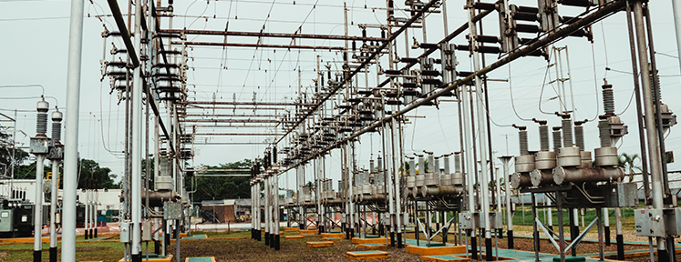 Subestaciones industriales: cómo alinear ingeniería, obra y CFE para no perder meses en ajustes